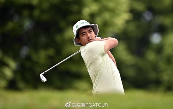 开云体育官网 美巡赛参赛卡争夺白热化 窦泽成迎来决定性一周